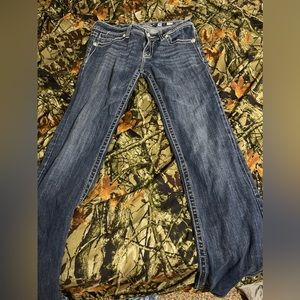 Women’s miss me jeans. Size 30. Like new.